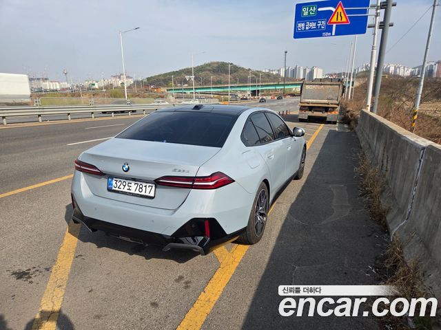 BMW 5-Series 523d M Sport