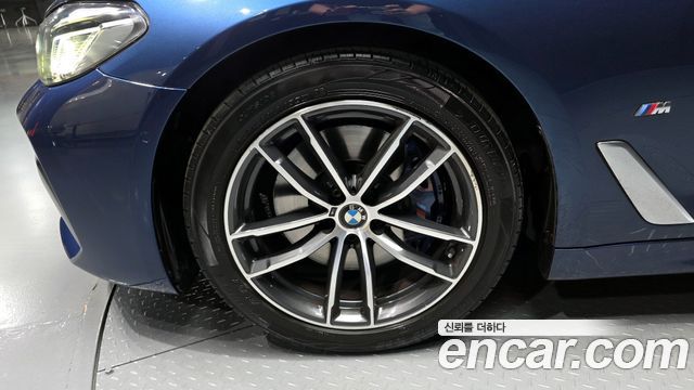 BMW 5-Series 520i M Sport