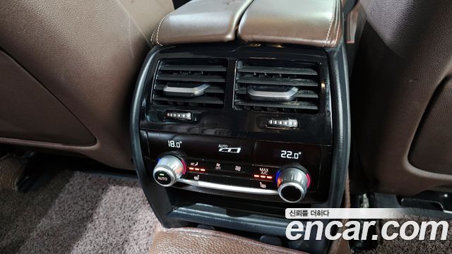 BMW 5-Series 530i M Sport Package Plus