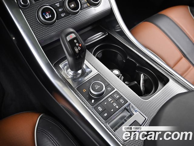 Land Rover Range Rover Sport 5.0 SVR