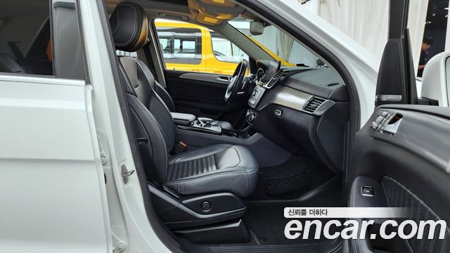 Mercedes-Benz GLE-Class GLE350 d 4MATIC Premium