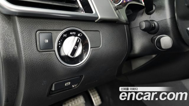 Mercedes-Benz GLE-Class GLE350 d 4MATIC Premium