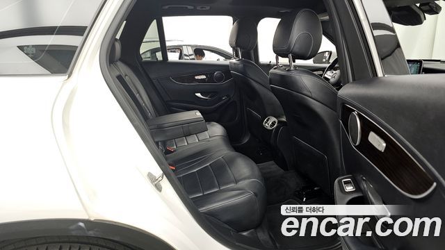 Mercedes-Benz GLC-Class GLC300 4MATIC