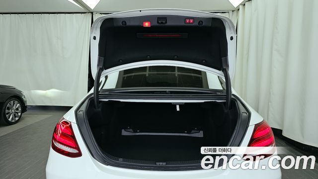 Mercedes-Benz E-Class E220d 4MATIC Exclusive