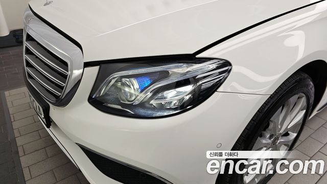 Mercedes-Benz E-Class E220d 4MATIC Exclusive