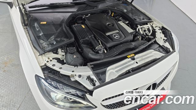 Mercedes-Benz C-Class C200 Coupe
