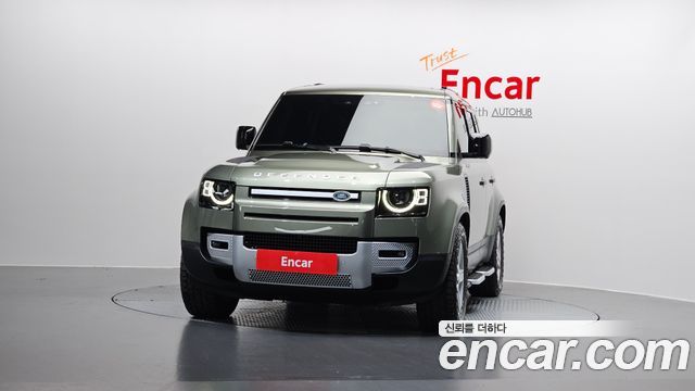 Land Rover Defender 110 D240 SE