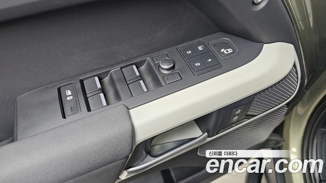 Land Rover Defender 110 D240 SE