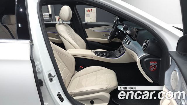 Mercedes-Benz E-Class E350 4MATIC Avantgarde