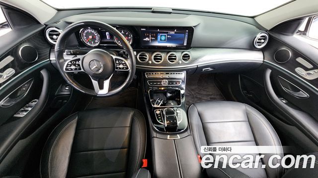 Mercedes-Benz E-Class E220d Avantgarde