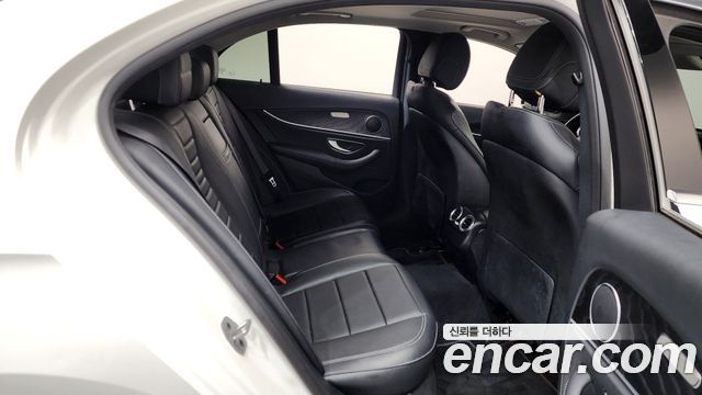 Mercedes-Benz E-Class E220d Avantgarde