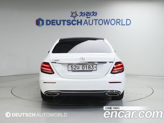 Mercedes-Benz E-Class E300 Avantgarde