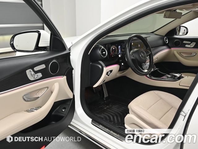 Mercedes-Benz E-Class E300 Avantgarde