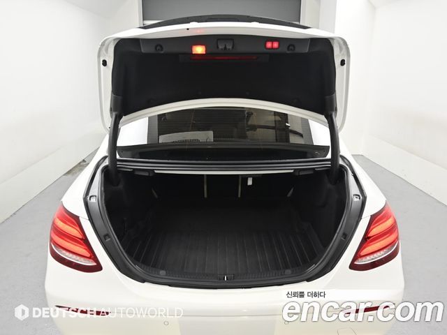 Mercedes-Benz E-Class E300 Avantgarde