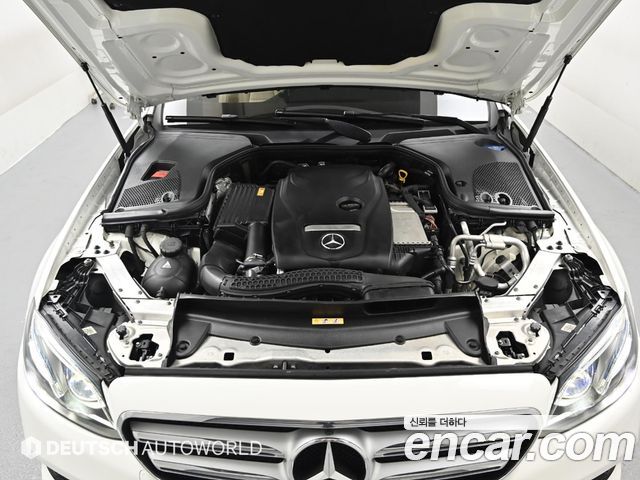 Mercedes-Benz E-Class E300 Avantgarde