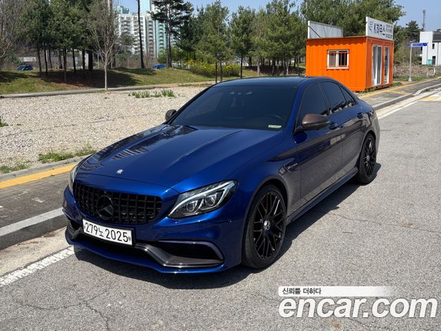 Mercedes-Benz C-Class C63 AMG