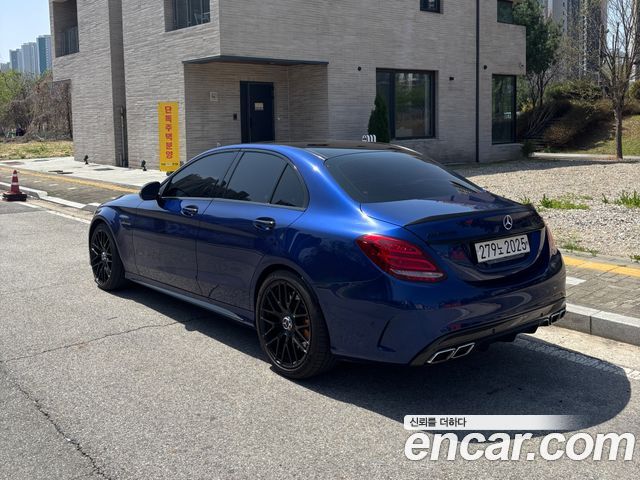 Mercedes-Benz C-Class C63 AMG