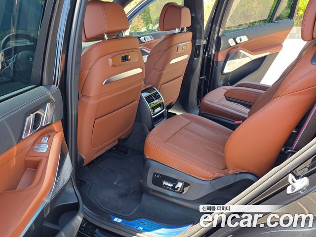 BMW X7 M60i xDrive M sport 6STR