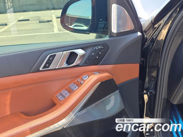 BMW X7 M60i xDrive M sport 6STR