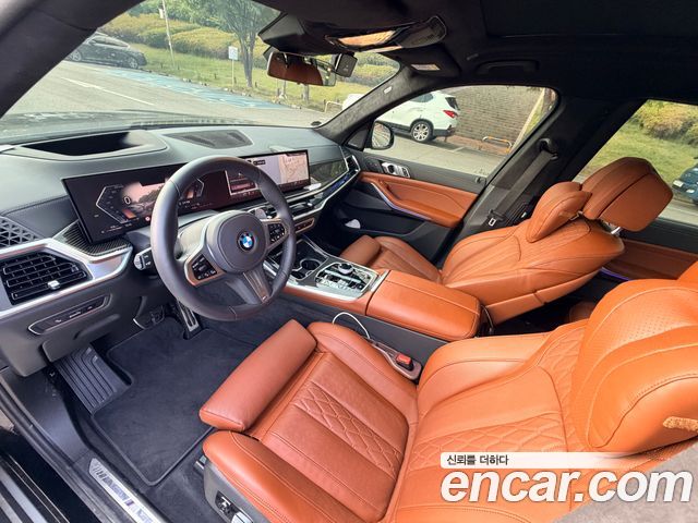 BMW X7 xDrive 40i M Sport 7STR