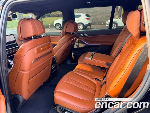 BMW X7 xDrive 40i M Sport 7STR