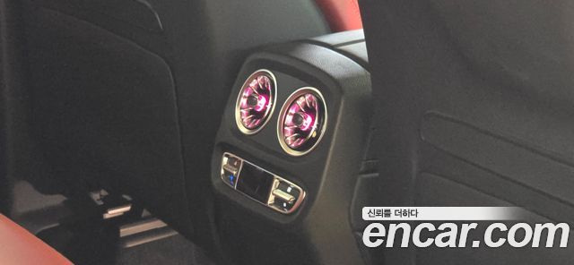Mercedes-Benz G-Class AMG G63 Manufaktur