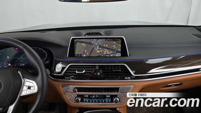 BMW 7-Series 740Li xDrive Design Pure Excellence