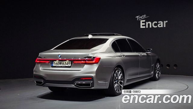 BMW 7-Series 740Li xDrive M Sport Package