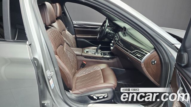 BMW 7-Series 740Li xDrive M Sport Package