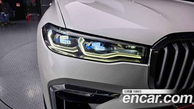 BMW X7 xDrive 40i M Sport 6STR