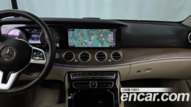 Mercedes-Benz E-Class E220d Exclusive