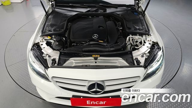 Mercedes-Benz C-Class C200