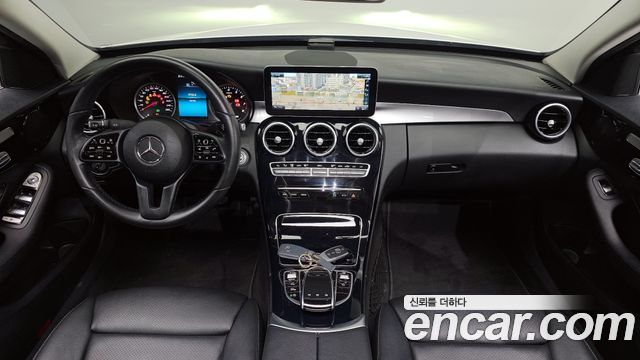 Mercedes-Benz C-Class C200
