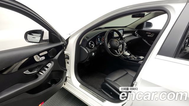 Mercedes-Benz C-Class C200