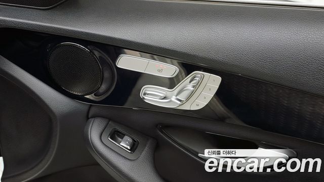 Mercedes-Benz C-Class C200
