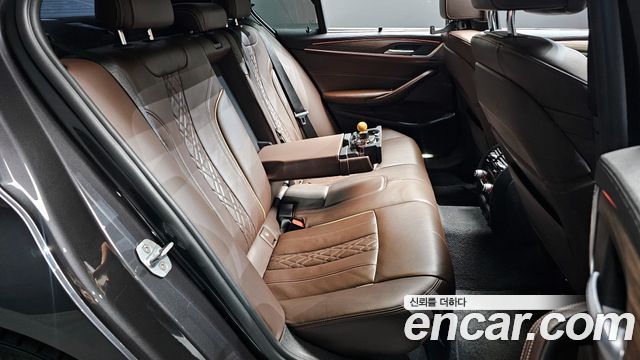BMW 5-Series 520d M Sport Package Plus