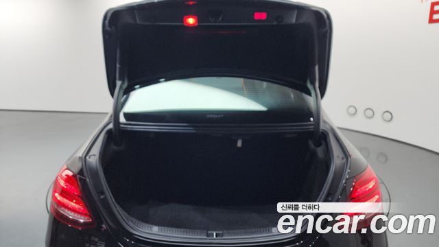 Mercedes-Benz E-Class E250 Avantgarde