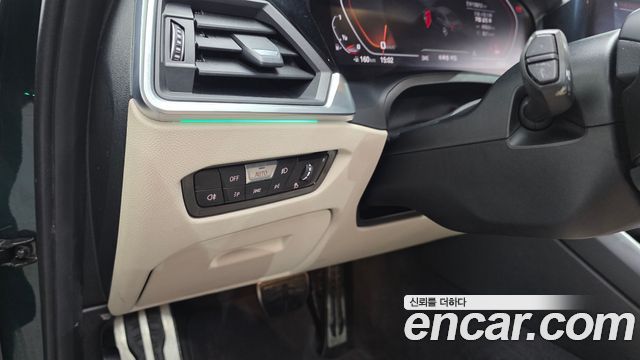 BMW 3-Series 340i Peridot Green Edition