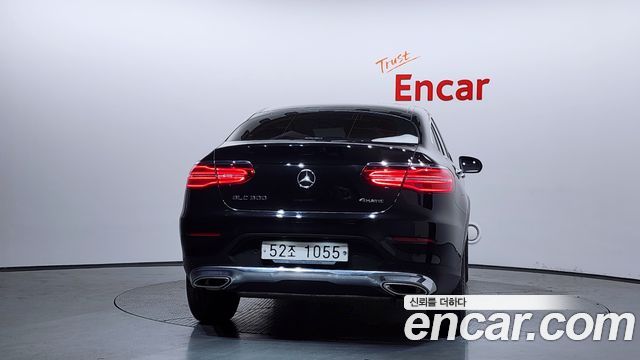 Mercedes-Benz GLC-Class GCL300 4MATIC Coupe