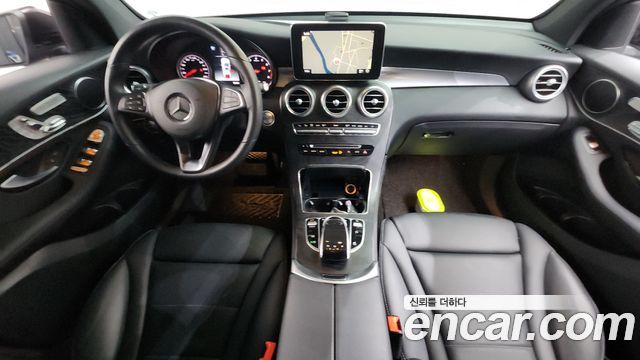 Mercedes-Benz GLC-Class GCL300 4MATIC Coupe