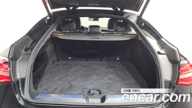 Mercedes-Benz GLC-Class GCL300 4MATIC Coupe