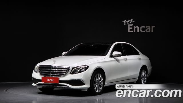 Mercedes-Benz E-Class E300 Exclusive