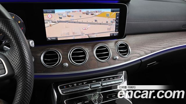 Mercedes-Benz E-Class E300 Exclusive