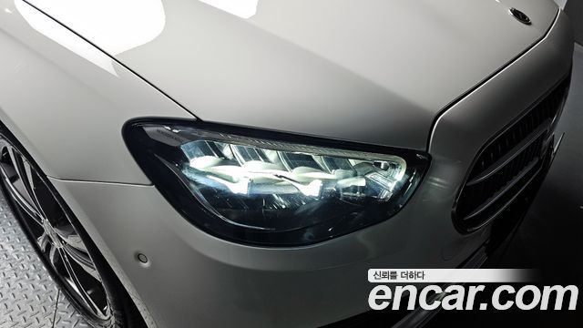 Mercedes-Benz E-Class E250 Avantgarde