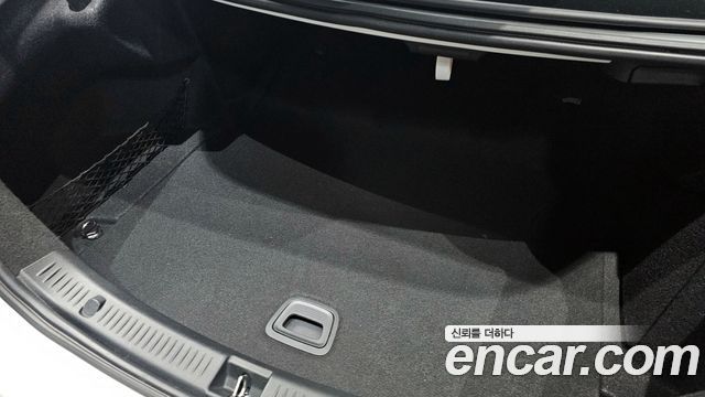 Mercedes-Benz E-Class E250 Avantgarde