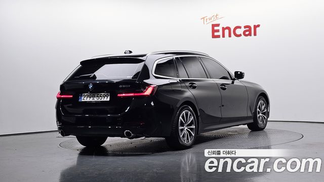 BMW 3-Series 320i Touring