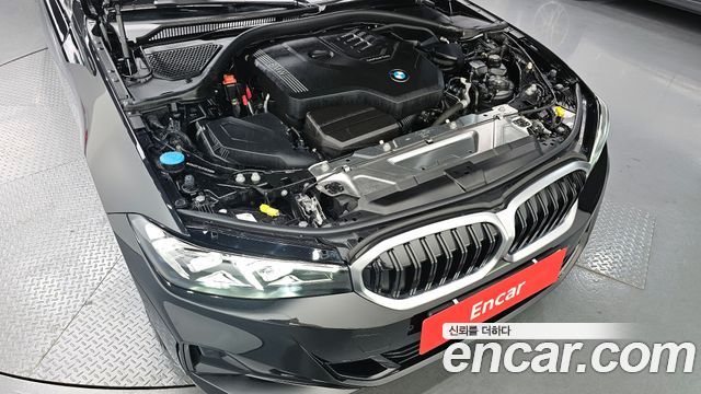 BMW 3-Series 320i Touring