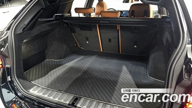 BMW 3-Series 320i Touring