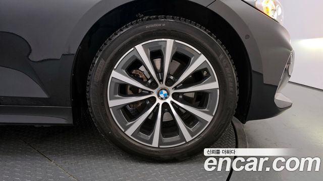 BMW 3-Series 320i Touring