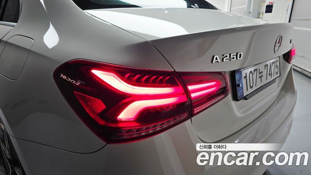Mercedes-Benz A-Class A250 4MATIC Sedan